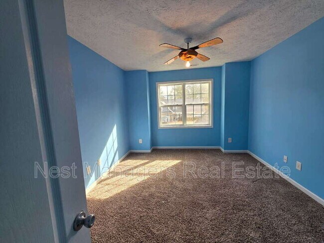 Building Photo - 4716 Cedar Pass Dr