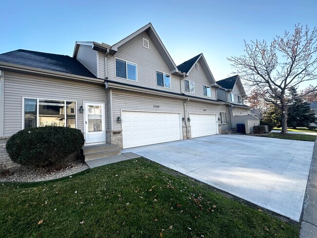 Building Photo - 12630 74th Ave N