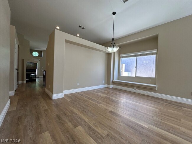 Building Photo - 10404 Horseback Ridge Ave