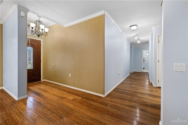 Building Photo - 25 34th St
