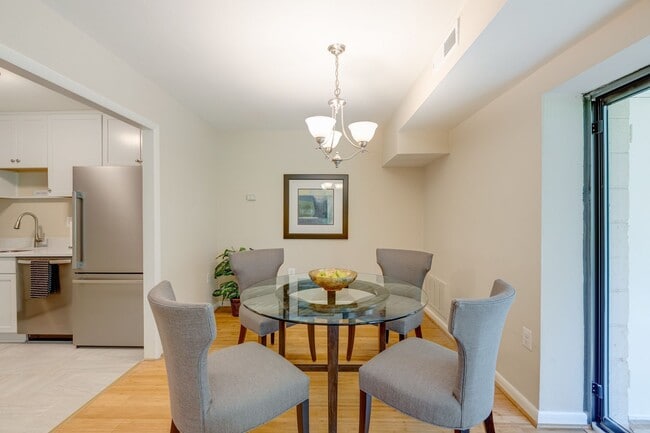Building Photo - Lafayette Park Condominium | All Utilities Included | Pool, Tennis Court & Clubhouse