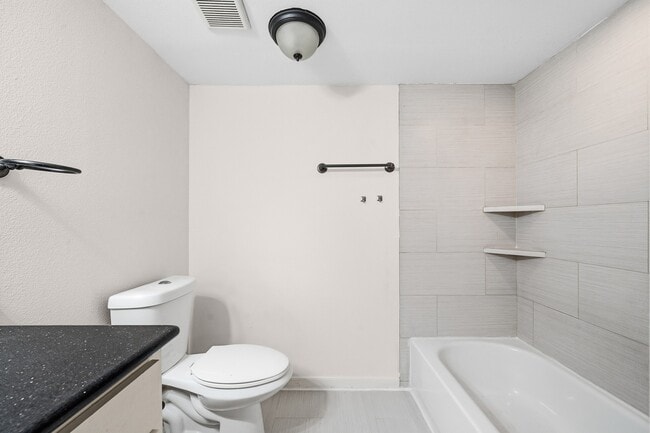 Building Photo - 13619 Braeswest Dr