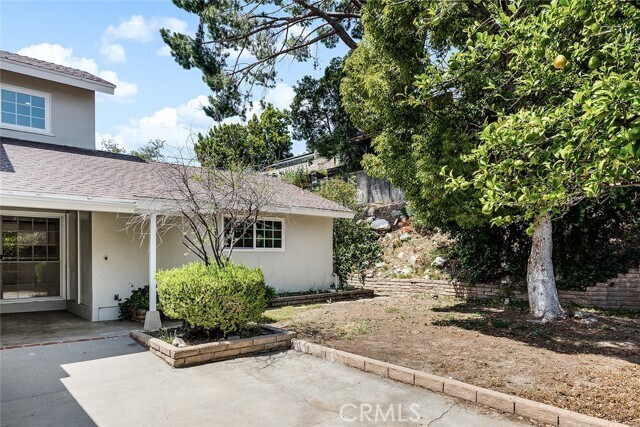 Building Photo - 3511 Paraiso Way