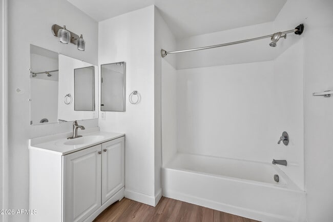 Building Photo - 3065 N 67th Ave