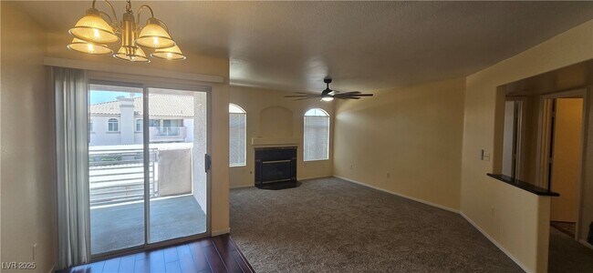 Building Photo - 4555 E Sahara Ave