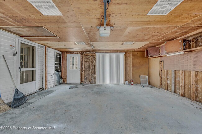 Building Photo - 308 Cleveland St