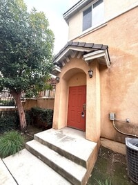 Building Photo - 2054