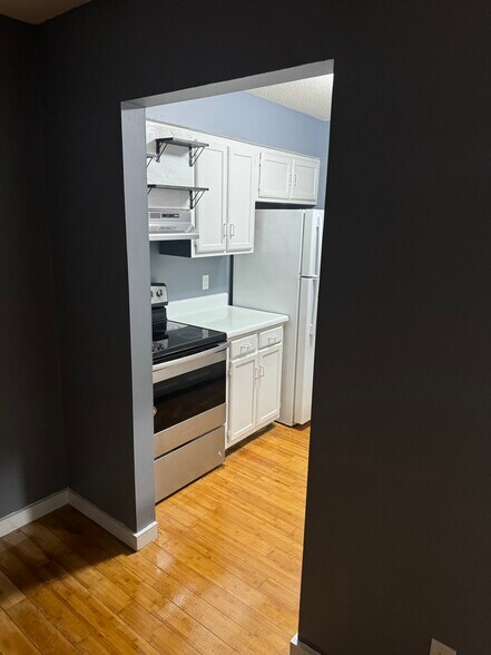Building Photo - 1863 Nekoma Ct