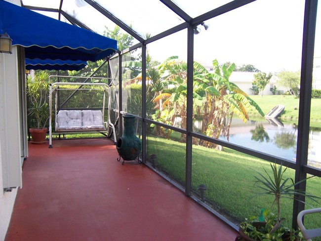 Building Photo - 1760 Shoreside Cir