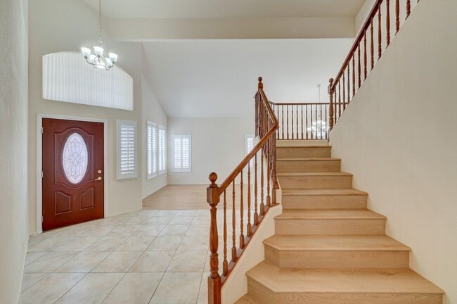 Building Photo - STUNNING 4 Bedroom, 2 Story Home featuring...