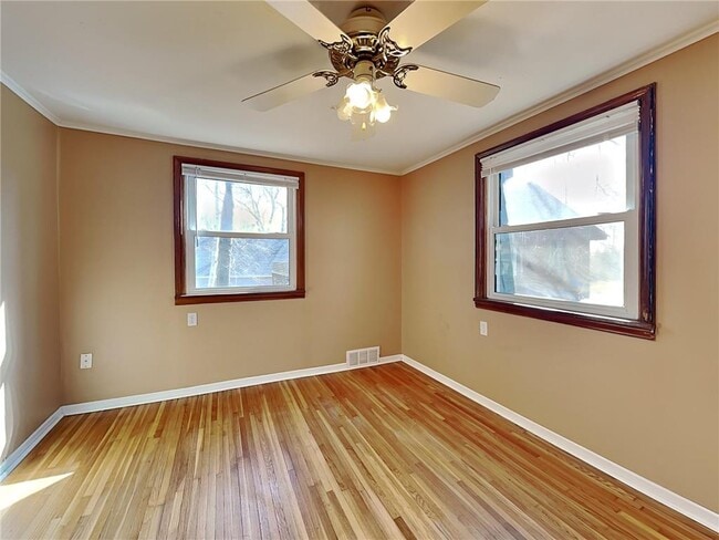 Building Photo - 2910 Louisiana Ave N