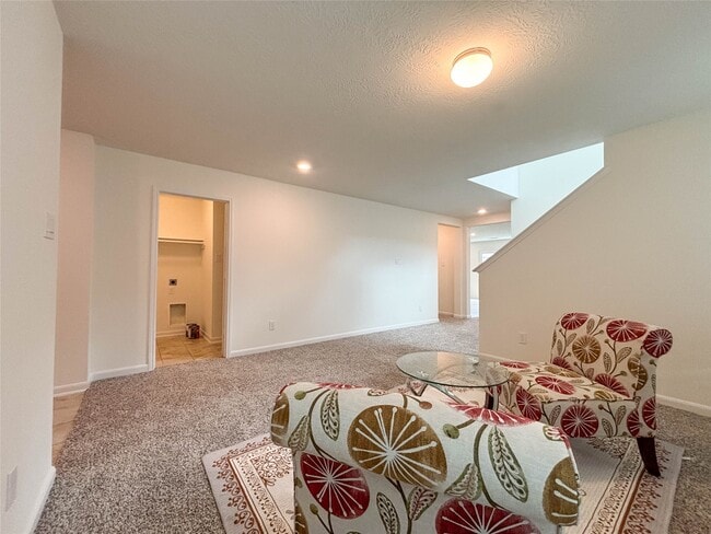 Building Photo - 2527 Boxwood Park
