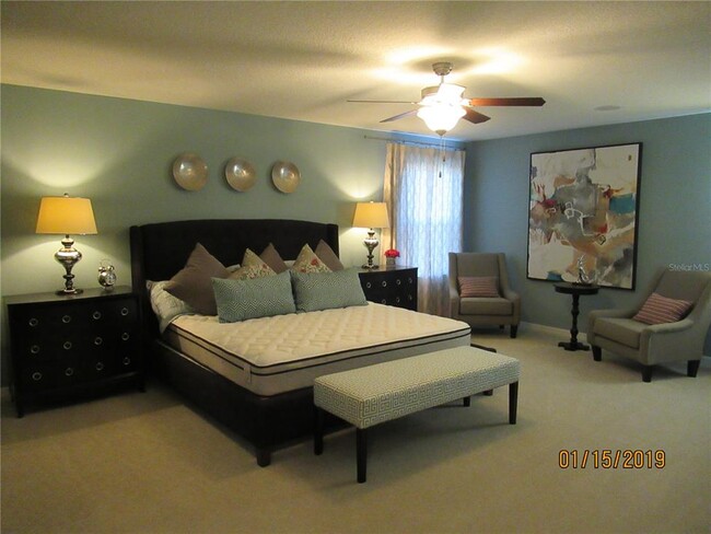 Building Photo - 8067 Pond Apple Dr
