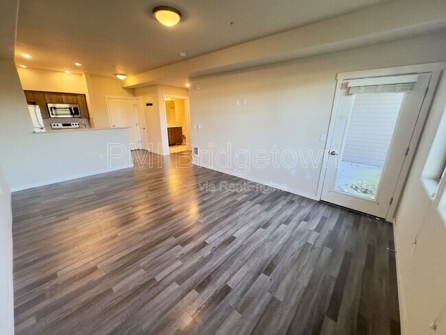 Building Photo - 16401 NW Chadwick Way