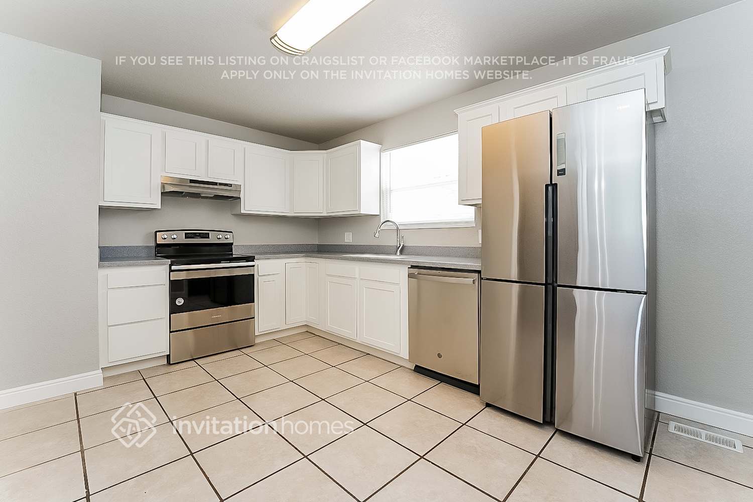 Building Photo - 5561 Xanadu St