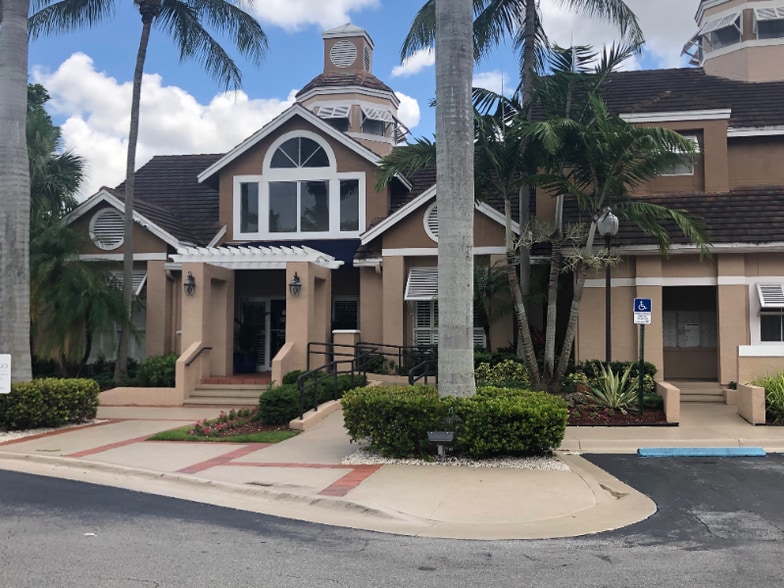 Building Photo - 10670 SW 156th Pl