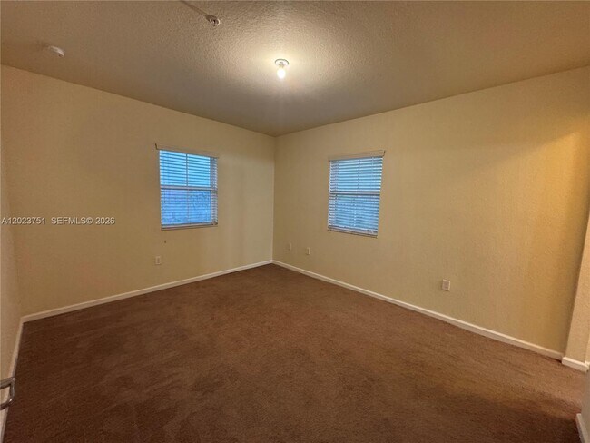 Building Photo - 8650 NW 97th Ave