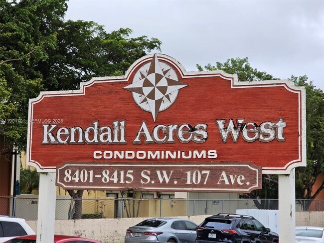 Building Photo - 8415 SW 107th Ave