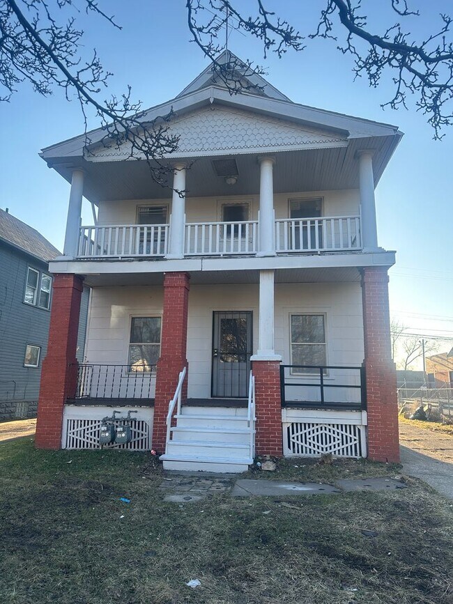 Primary Photo - 4110 E 64th St