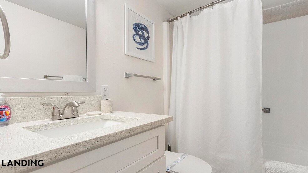 Building Photo - 612 Bass Ct