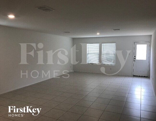 Building Photo - 14837 Firerock Rd