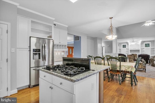 Building Photo - 113 Lighthouse Ln