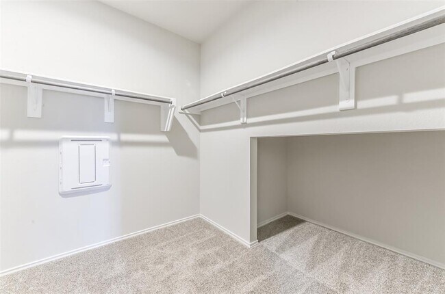 Building Photo - 16524 Cascading Pnes Ct