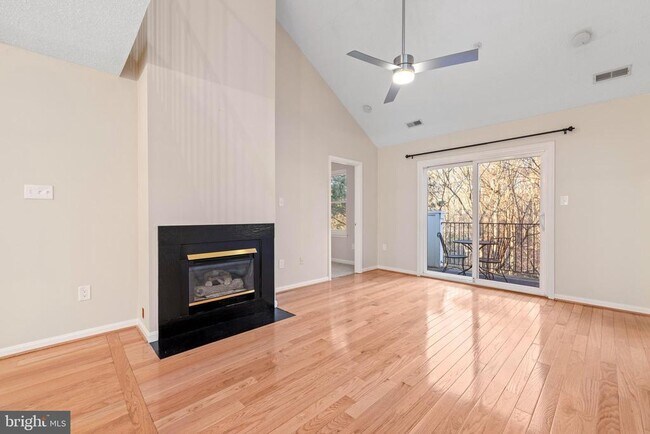 Building Photo - 15315 Diamond Cove Terrace