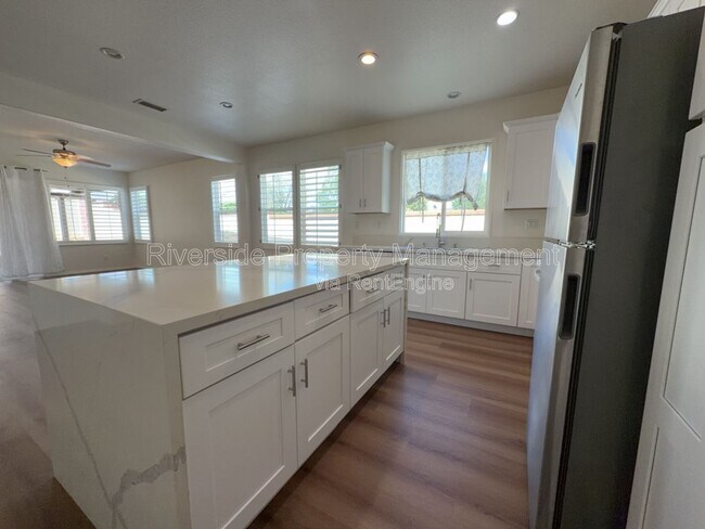 Building Photo - 22248 Silverbell Ln