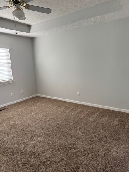 Building Photo - 112 E Manning St