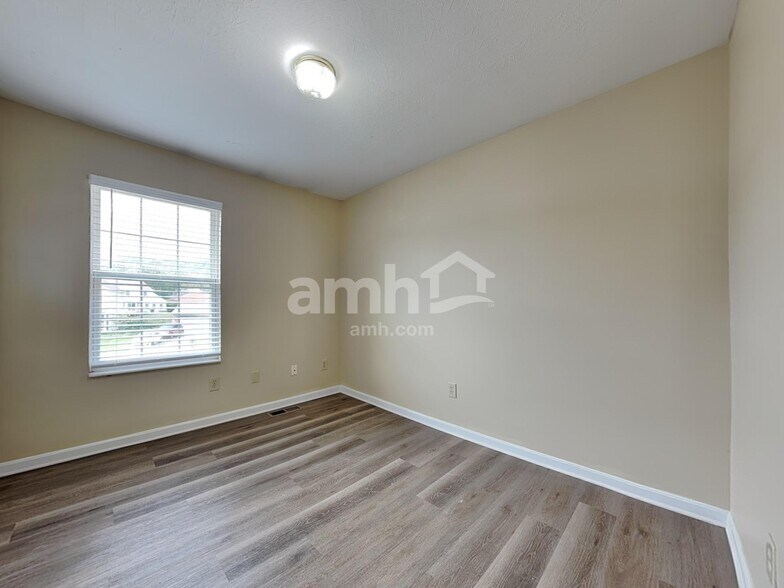 Building Photo - 3078 Cattail Cove Ln