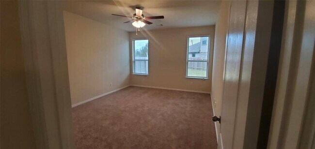 Building Photo - 2530 Remembrance Cir