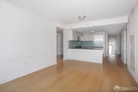 Building Photo - 338 Spear St