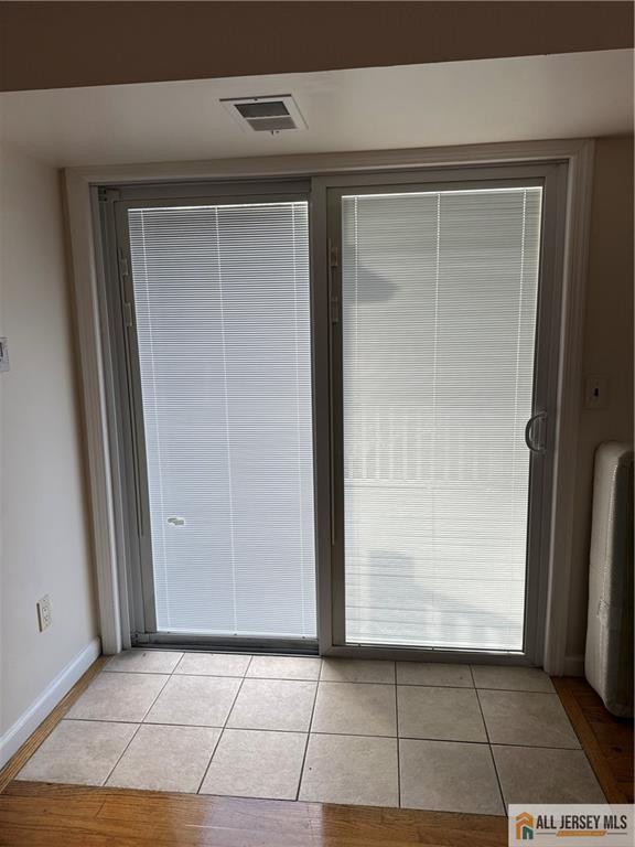 Building Photo - 1 Stanton St