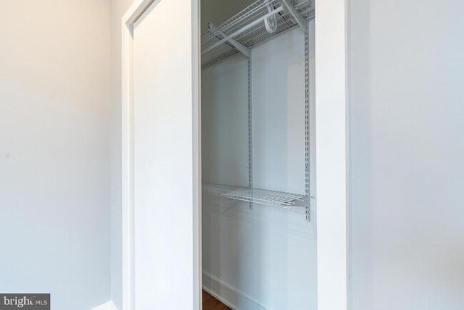 Building Photo - 2821 Livingston St