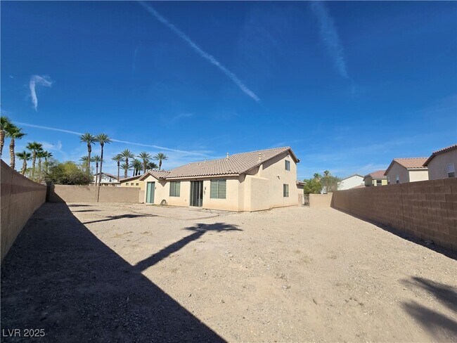 Building Photo - 7423 Coyote Cave Ave
