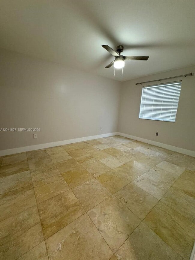 Building Photo - 6200 SW 131st Ct