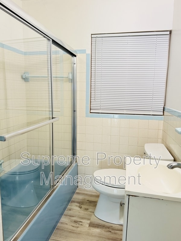 Building Photo - 1300 13th Ave S