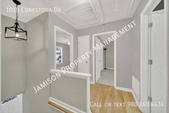 Building Photo - 1018 Conestoga Dr