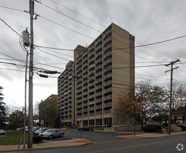 Potomac Towers North 11 W Baltimore St Hagerstown MD 21740
