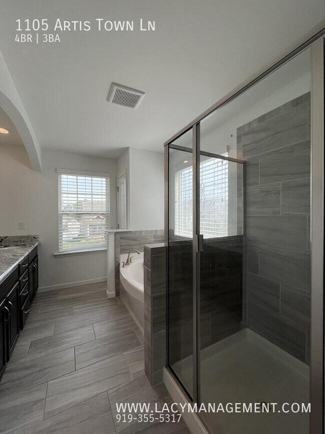 Building Photo - 1105 Artis Town Ln