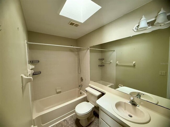 Building Photo - 986 Tillery Way