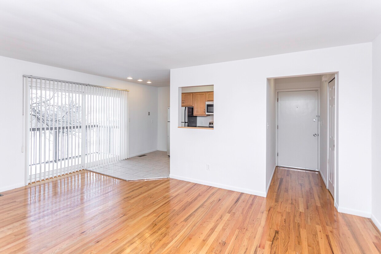 Amber Corners South Apartments Royal Oak Mi Apartment Finder