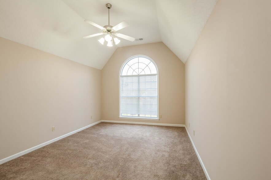 Building Photo - 1513 Pemberton Ln
