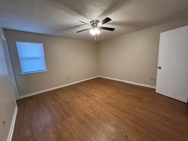 Building Photo - Call Property Manager Tonia Rollins for more information (501)626-9917