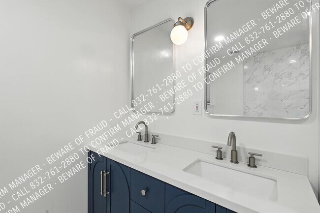 Building Photo - 525 Salem Dr