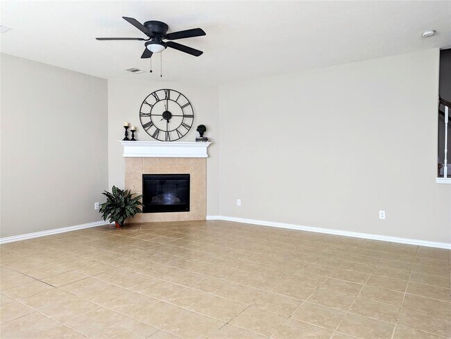 Building Photo - 10718 Wall Fern Way