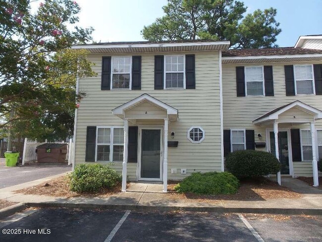 Primary Photo - 3101 Bridges St
