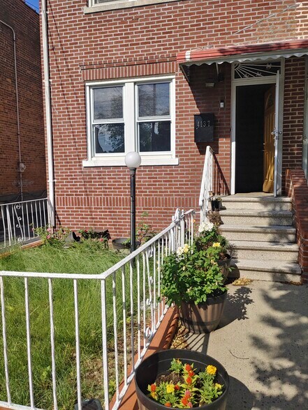 Building Photo - 4137 Boyd Ave