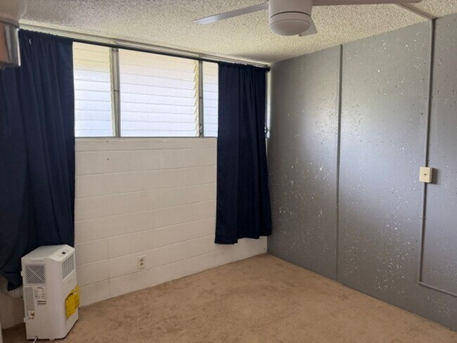 Building Photo - Beautiful Setting for this Two Bedroom, One Bath Unit Only Minutes Away from Wheeler AB and Schof...